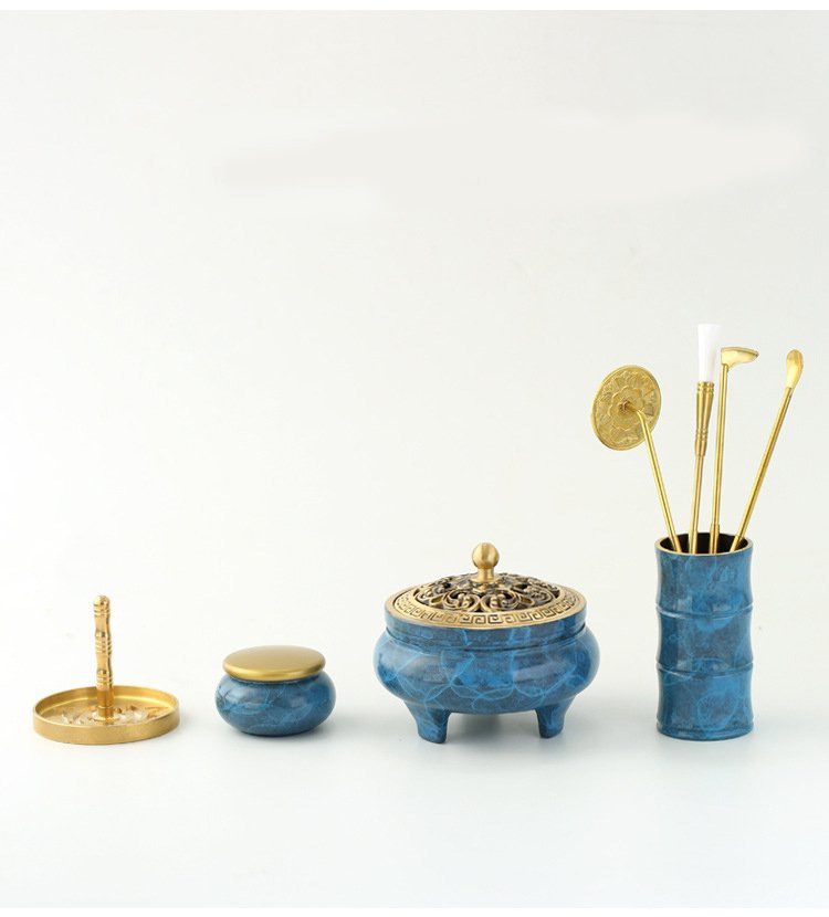 A coordinated set of incense vessels and preparation tools
